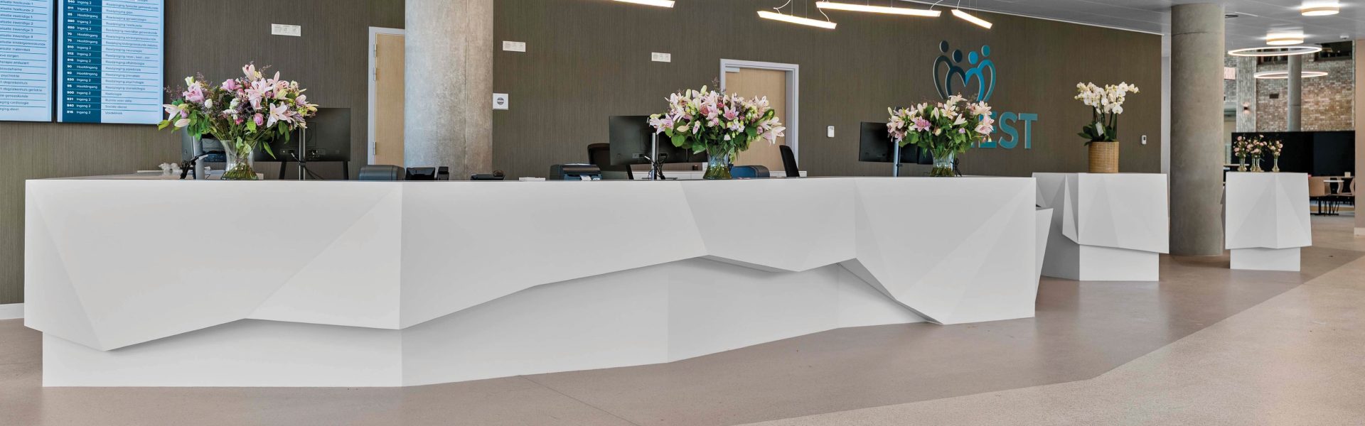 Receptions that create a first impression